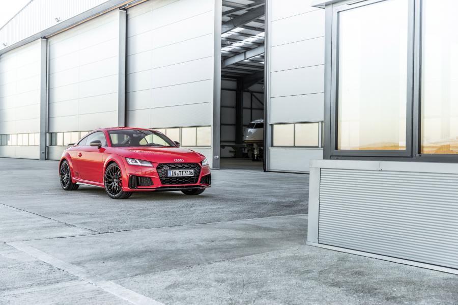  Audi TTS Coupe (8S) 2018 года  (WW) (фото 97 из 254)